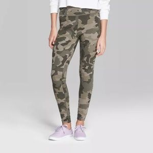Camo leggings